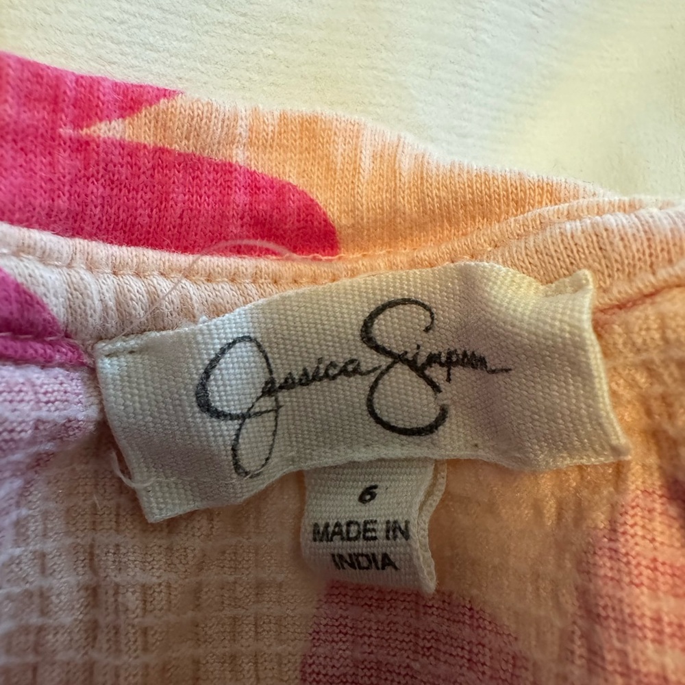 Jessica Simpson Pink Floral Ruffle Shoulder Flutter Sleeve Shirt 6 - Picture 2 of 6